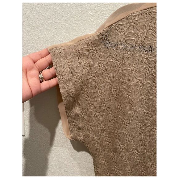 LC LAUREN CONRAD Round Neck Short Sleeve Tan Sheer Blouse - Picture 3 of 5